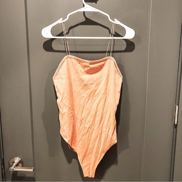 Target Ribbed Bodysuit (L) - Picture 3 of 5